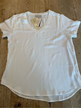 Alexander Jordan Women’s V-Neck Short Sleeve Top - White M NWT